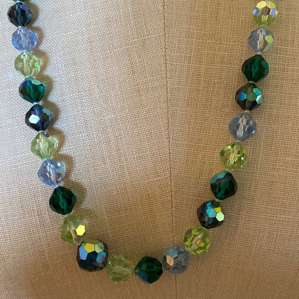 Beautiful beaded vintage crystal necklace